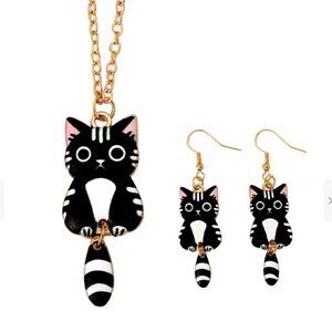 Black & White enamel Cat Pendant Necklace & Earrings Set Gold Tone